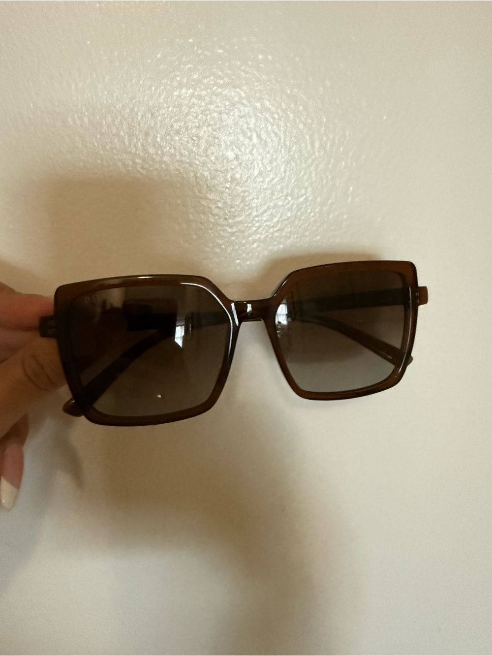 BRAND NEW-Diff Eyewear Brown Tinted Square Sunglasses
